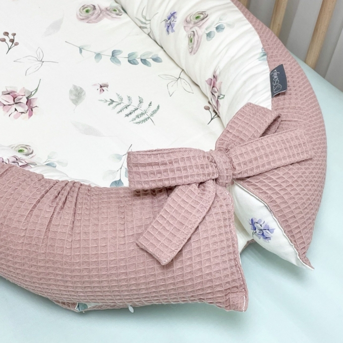 Protectie somn – Baby Nest vafe cu mix de flori- roz pudra (7)